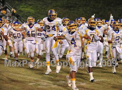 Thumbnail 2 in Edison vs. Fountain Valley photogallery.