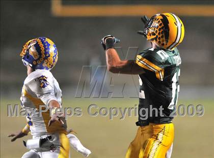 Thumbnail 3 in Edison vs. Fountain Valley photogallery.