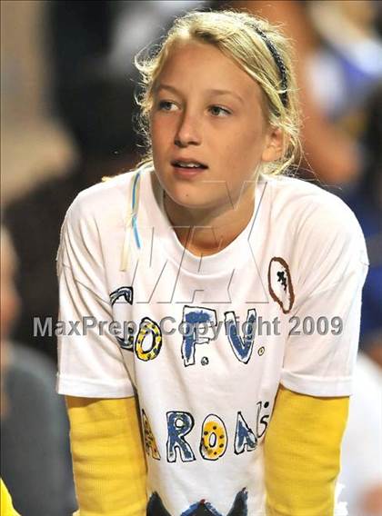Thumbnail 2 in Edison vs. Fountain Valley photogallery.