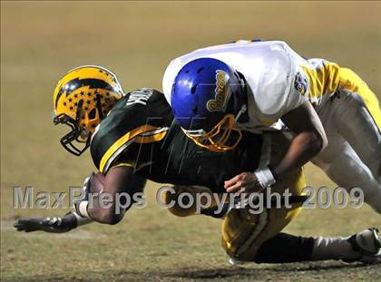 Thumbnail 2 in Edison vs. Fountain Valley photogallery.