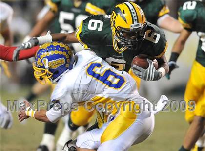Thumbnail 3 in Edison vs. Fountain Valley photogallery.