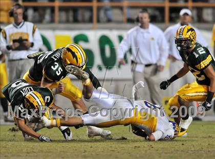 Thumbnail 2 in Edison vs. Fountain Valley photogallery.