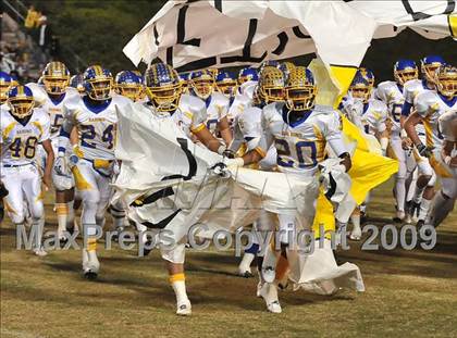 Thumbnail 2 in Edison vs. Fountain Valley photogallery.