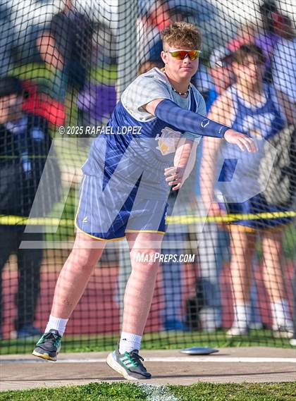 Thumbnail 2 in Rosehill Eagle Relays (Discus) photogallery.