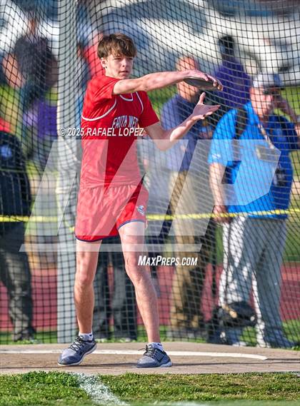 Thumbnail 1 in Rosehill Eagle Relays (Discus) photogallery.