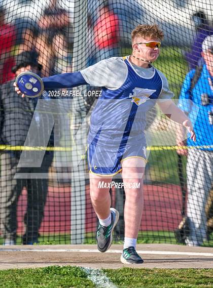 Thumbnail 2 in Rosehill Eagle Relays (Discus) photogallery.