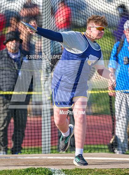 Thumbnail 3 in Rosehill Eagle Relays (Discus) photogallery.