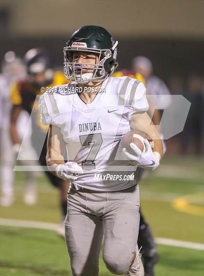 Thumbnail 3 in Dinuba vs. Tulare Union (CIF Divsion II Semifinal) photogallery.