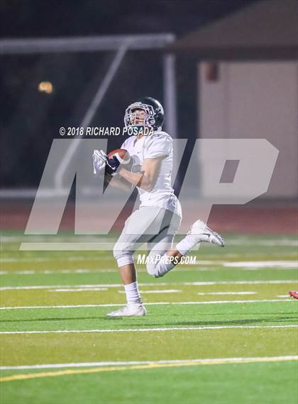 Thumbnail 3 in Dinuba vs. Tulare Union (CIF Divsion II Semifinal) photogallery.