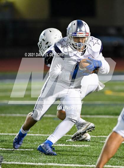 Thumbnail 1 in Independence @ Branham photogallery.