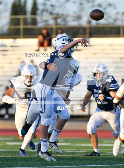 Thumbnail 1 in Independence @ Branham photogallery.