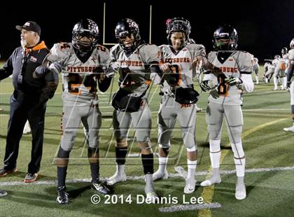Thumbnail 2 in De La Salle vs. Pittsburg (CIF NCS D1 Final) photogallery.