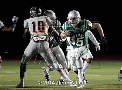 Thumbnail 1 in De La Salle vs. Pittsburg (CIF NCS D1 Final) photogallery.