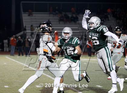 Thumbnail 2 in De La Salle vs. Pittsburg (CIF NCS D1 Final) photogallery.