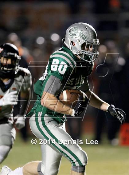 Thumbnail 3 in De La Salle vs. Pittsburg (CIF NCS D1 Final) photogallery.