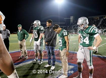Thumbnail 1 in De La Salle vs. Pittsburg (CIF NCS D1 Final) photogallery.