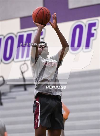 Thumbnail 2 in Metrolina Christian Academy vs. Providence photogallery.