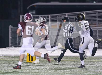 Thumbnail 2 in Killingly vs. Joel Barlow (CIAC Class M Final) photogallery.