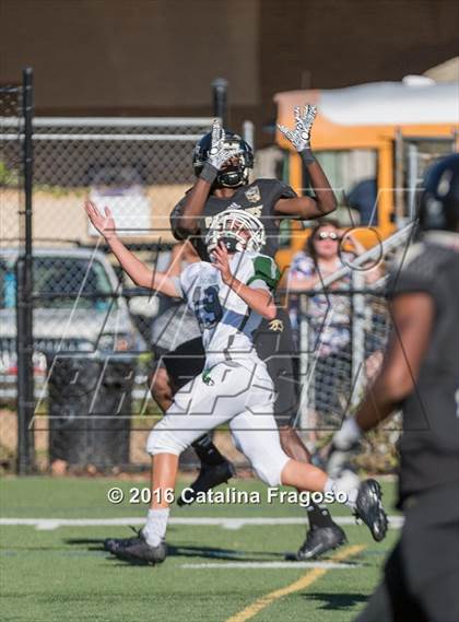 Thumbnail 2 in Paramus Catholic @ DePaul Catholic photogallery.