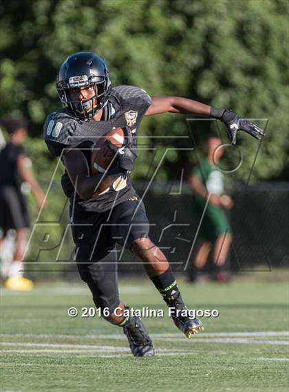 Thumbnail 3 in Paramus Catholic @ DePaul Catholic photogallery.