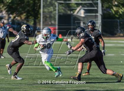Thumbnail 3 in Paramus Catholic @ DePaul Catholic photogallery.