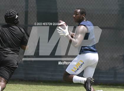 Thumbnail 2 in Long Beach Poly vs. Millikan (Battle At The Beach) photogallery.