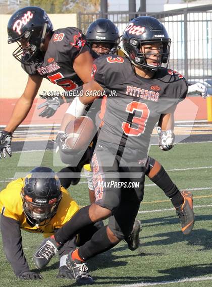Thumbnail 1 in Antioch vs Pittsburg (Big Little Game) photogallery.