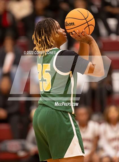 Thumbnail 3 in Monroe vs Warner Robins (Hardwood Invitational) photogallery.
