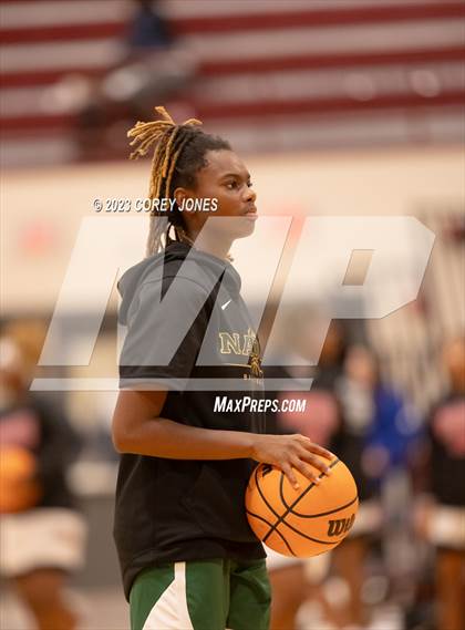 Thumbnail 2 in Monroe vs Warner Robins (Hardwood Invitational) photogallery.