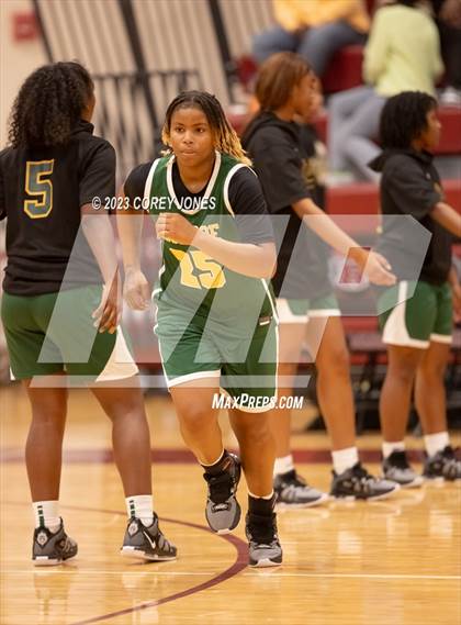 Thumbnail 1 in Monroe vs Warner Robins (Hardwood Invitational) photogallery.