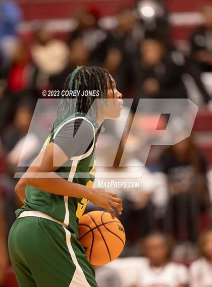 Thumbnail 1 in Monroe vs Warner Robins (Hardwood Invitational) photogallery.