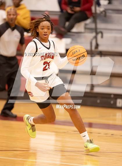 Thumbnail 3 in Monroe vs Warner Robins (Hardwood Invitational) photogallery.