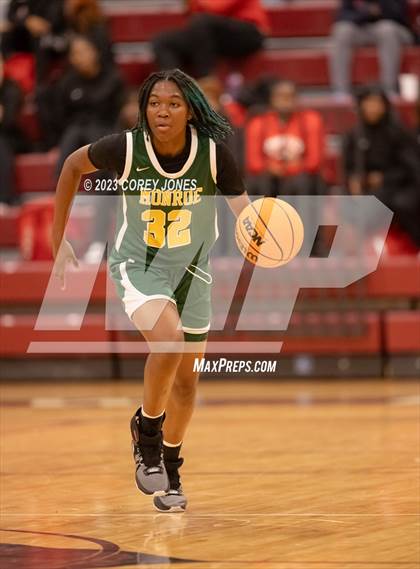 Thumbnail 1 in Monroe vs Warner Robins (Hardwood Invitational) photogallery.