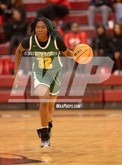 Thumbnail 2 in Monroe vs Warner Robins (Hardwood Invitational) photogallery.