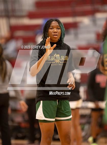 Thumbnail 3 in Monroe vs Warner Robins (Hardwood Invitational) photogallery.