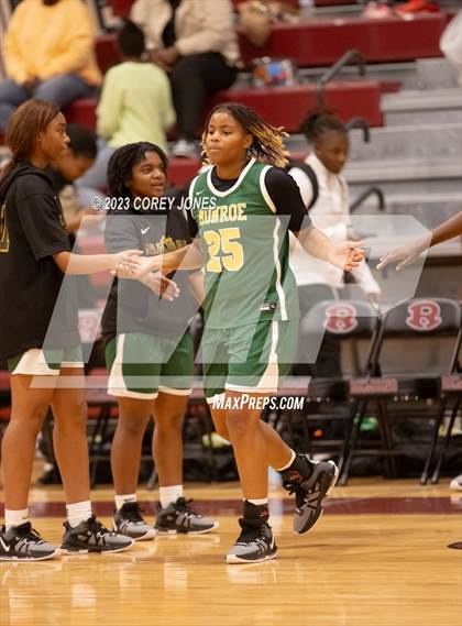 Thumbnail 3 in Monroe vs Warner Robins (Hardwood Invitational) photogallery.