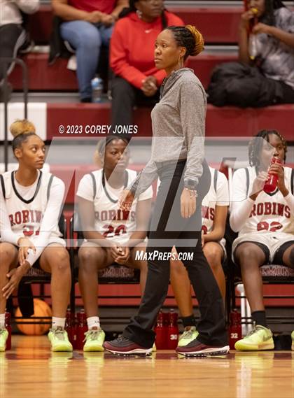 Thumbnail 1 in Monroe vs Warner Robins (Hardwood Invitational) photogallery.