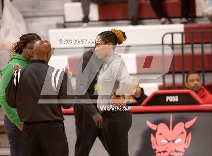 Thumbnail 1 in Monroe vs Warner Robins (Hardwood Invitational) photogallery.