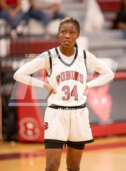 Thumbnail 3 in Monroe vs Warner Robins (Hardwood Invitational) photogallery.