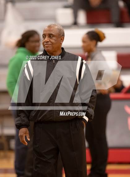 Thumbnail 3 in Monroe vs Warner Robins (Hardwood Invitational) photogallery.
