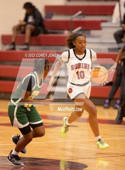 Thumbnail 2 in Monroe vs Warner Robins (Hardwood Invitational) photogallery.