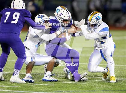 Thumbnail 1 in Farmersville vs. Sunnyvale (UIL 3A Area Playoff) photogallery.