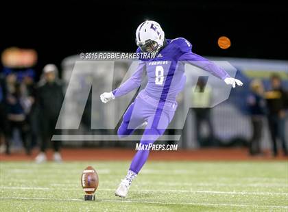 Thumbnail 1 in Farmersville vs. Sunnyvale (UIL 3A Area Playoff) photogallery.