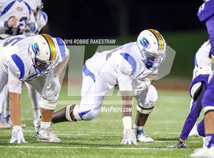 Thumbnail 3 in Farmersville vs. Sunnyvale (UIL 3A Area Playoff) photogallery.