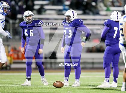 Thumbnail 2 in Farmersville vs. Sunnyvale (UIL 3A Area Playoff) photogallery.