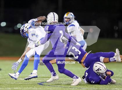 Thumbnail 2 in Farmersville vs. Sunnyvale (UIL 3A Area Playoff) photogallery.