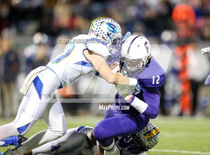 Thumbnail 2 in Farmersville vs. Sunnyvale (UIL 3A Area Playoff) photogallery.