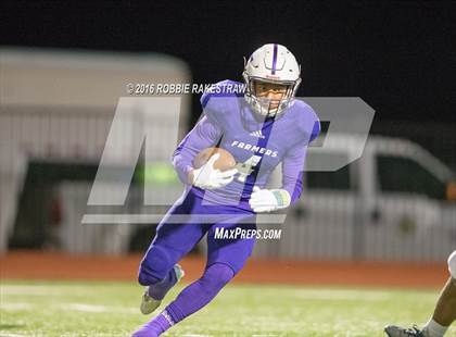 Thumbnail 2 in Farmersville vs. Sunnyvale (UIL 3A Area Playoff) photogallery.