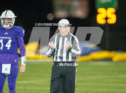 Thumbnail 2 in Farmersville vs. Sunnyvale (UIL 3A Area Playoff) photogallery.