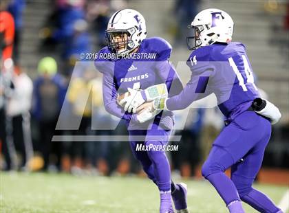 Thumbnail 3 in Farmersville vs. Sunnyvale (UIL 3A Area Playoff) photogallery.